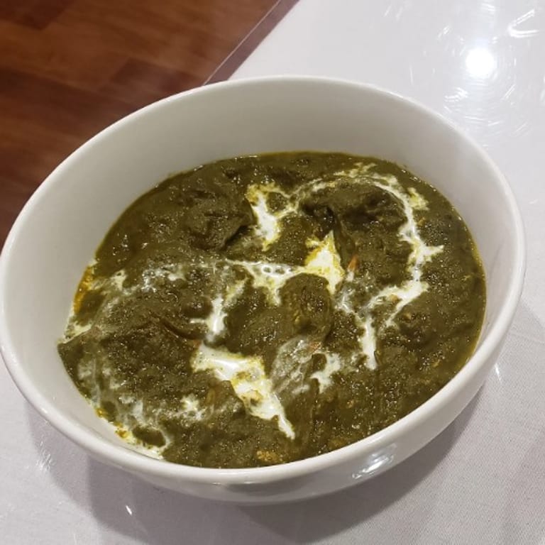 Delicious Saag Dishes at Our Indian Restaurant