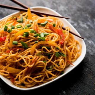 Masala Veggie Chow Mein